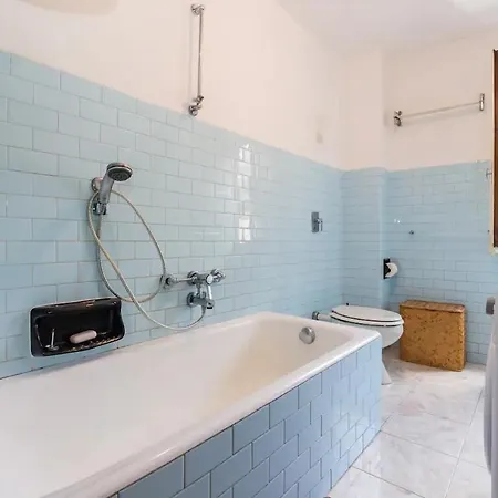 Cozy In Courmeyeur Center Lägenhet