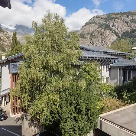 Апартаменти Cozy In Courmeyeur Center