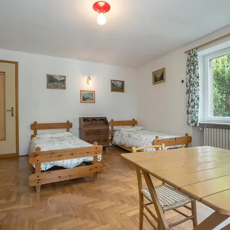 Cozy In Courmeyeur Center Апартаменти *