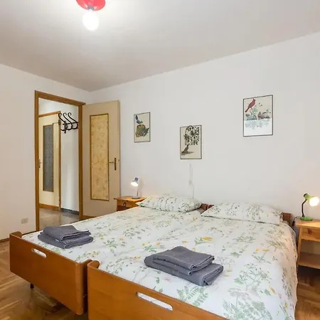 Cozy In Courmeyeur Center Апартаменти Курмайор