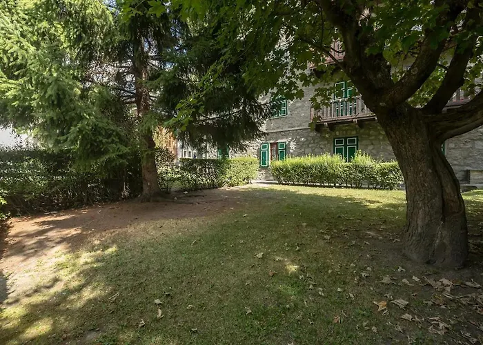 Cozy In Courmeyeur Center كورمايور