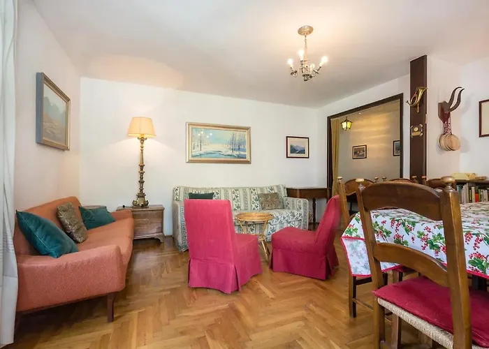 아파트 Cozy In Courmeyeur Center *